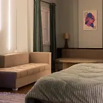 Chic Haven Studio Apartment At Garden City