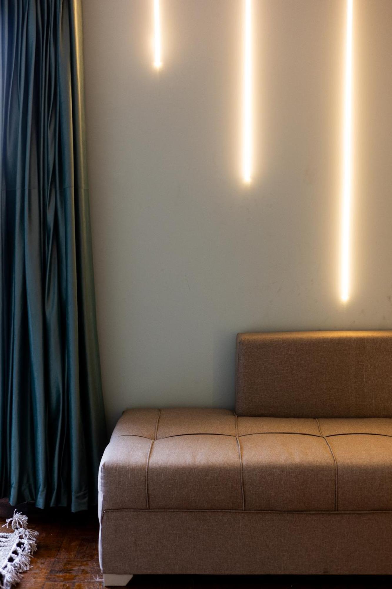 Chic Haven At Garden Apartment *